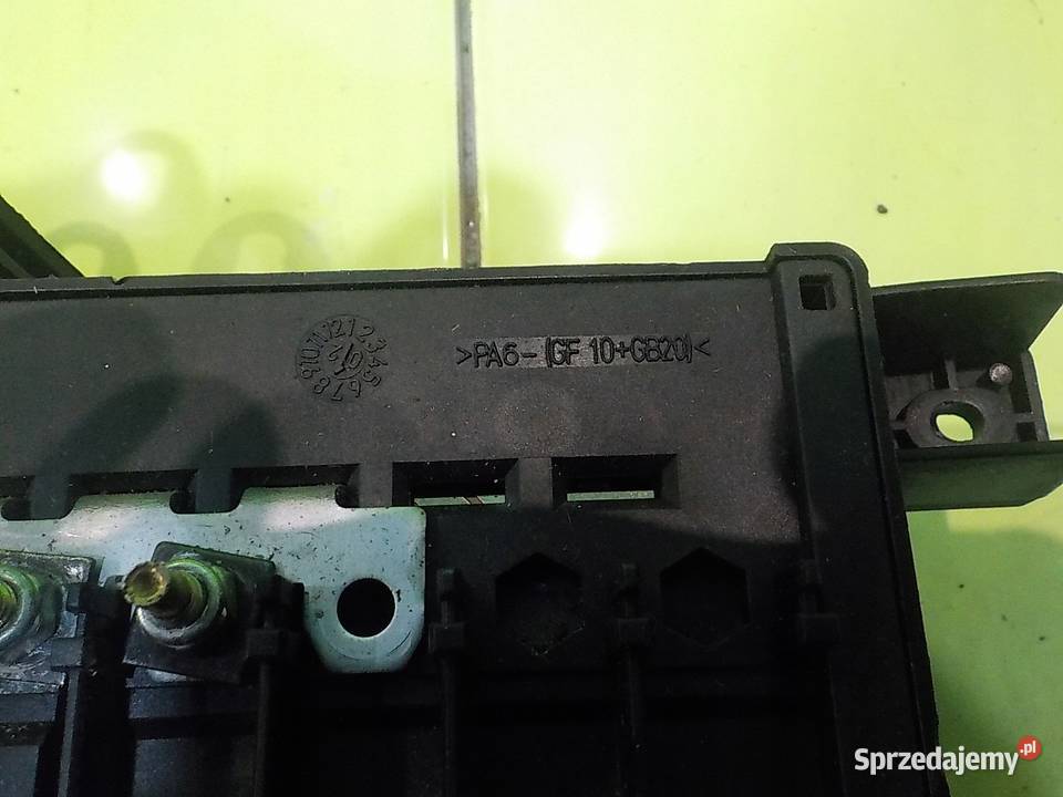 VOLVO XC90 I 29 T6 04r 5D skrzynka bezpiecznikow