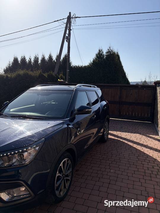 SsangYong XLV 16 diesel 4x4 salon Polska Roczyny