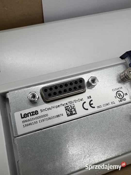 Lenze I95AE275F1AV10103F Servo Drive 075kW