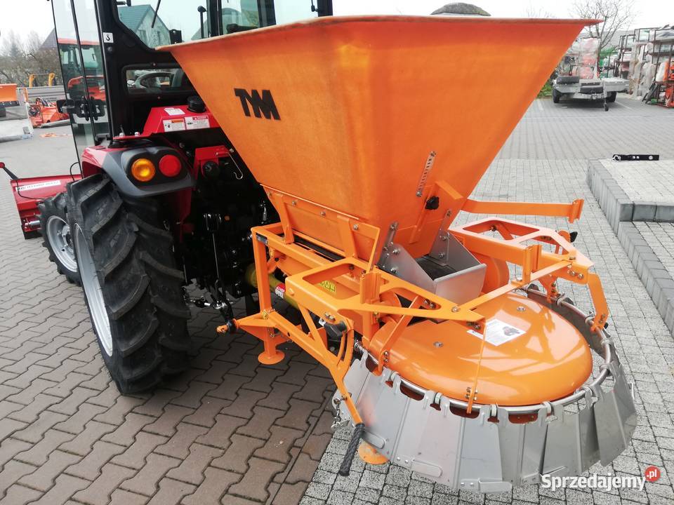Traktor komunalny TYM TE40 38 wspomag rewers łódzkie Kobiele Wielkie