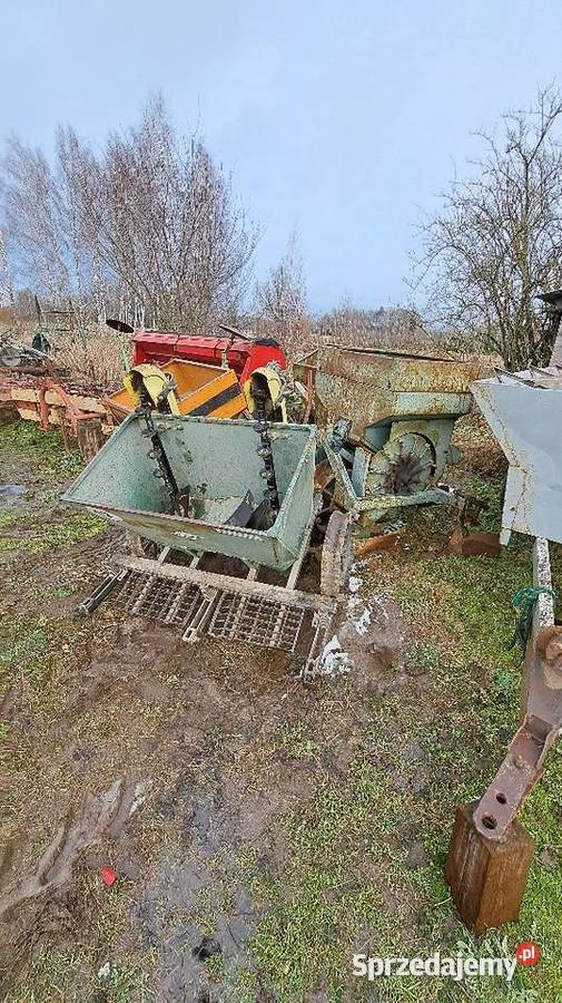 Sadzarka kubelkowa czeska i na dwa koła okazja Parczew