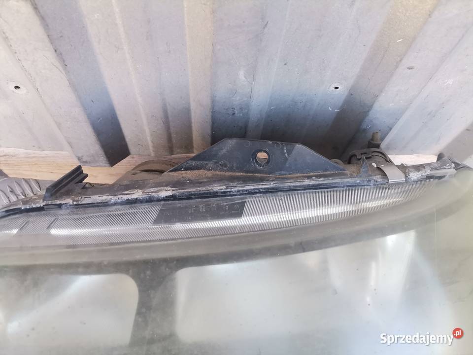 Lampa Lewa Przód Renault Laguna Wisznice