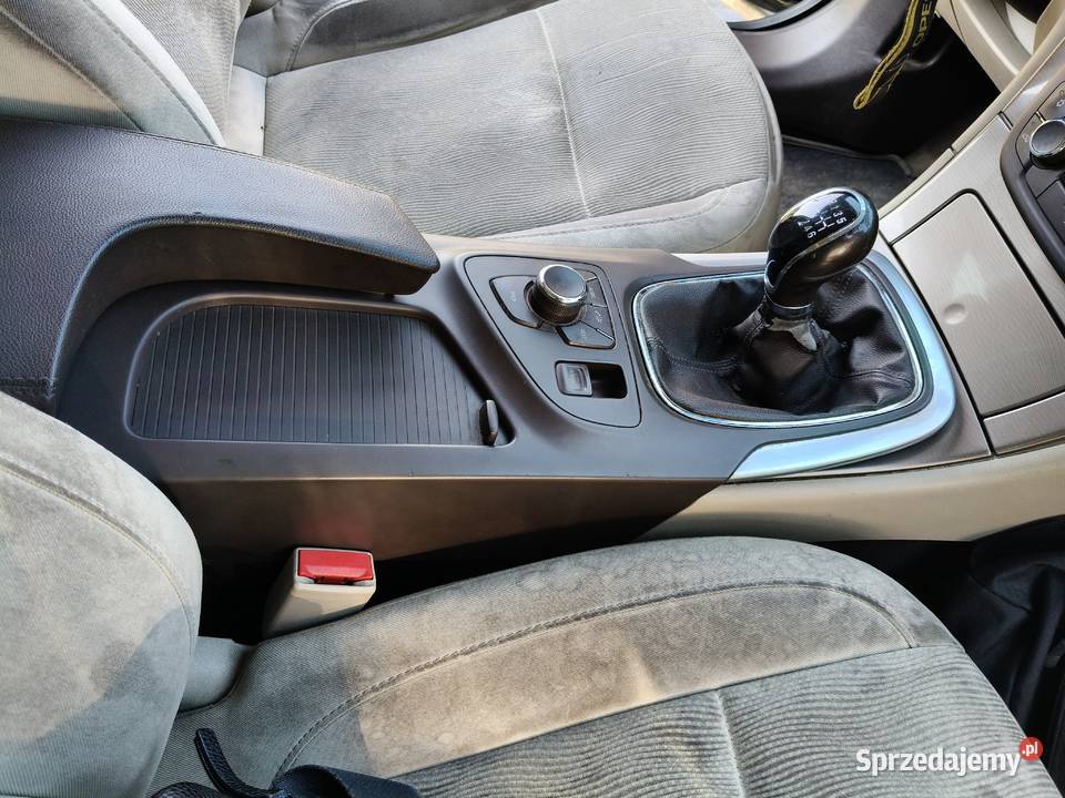 Mam do sprzedania opla Insignia 20 dcti 130 232000km sprzedam