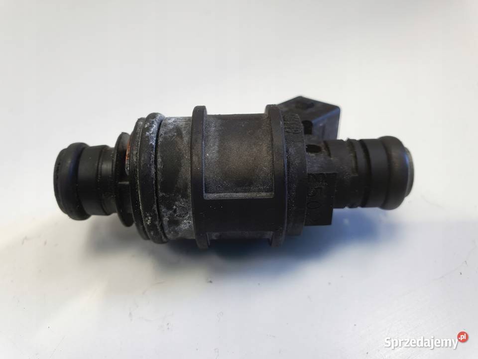 Opel VECTRA C 18 16V WTRYSKIWACZ wtrysk 90536149 Janów