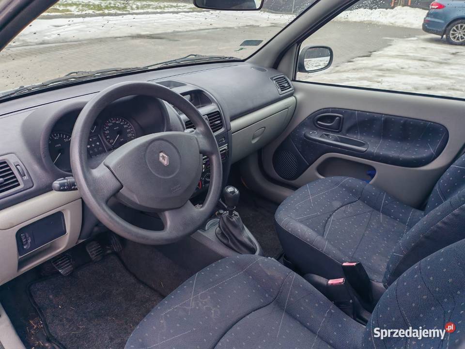 Renault Clio II niski przebieg zadbane i Hatchback Kraków sprzedam