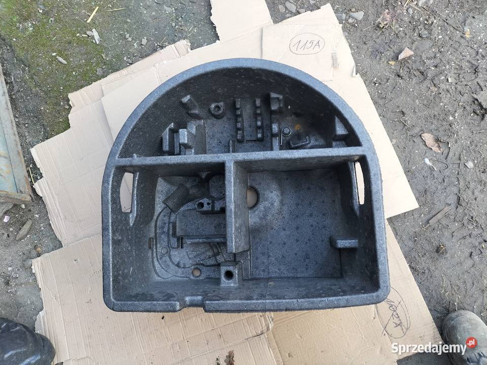 SKODA FABIA 1 2 5J6863957B WKŁAD STYROPIANOWY W Kamień-Kolonia