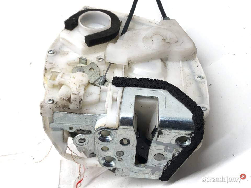 ZAMEK DRZWI PRAWY TYŁ SUZUKI SX4 Hatchback