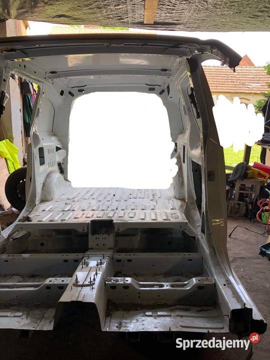 Kompletny tył peugeot partner blaszak Pozostałe Prusice