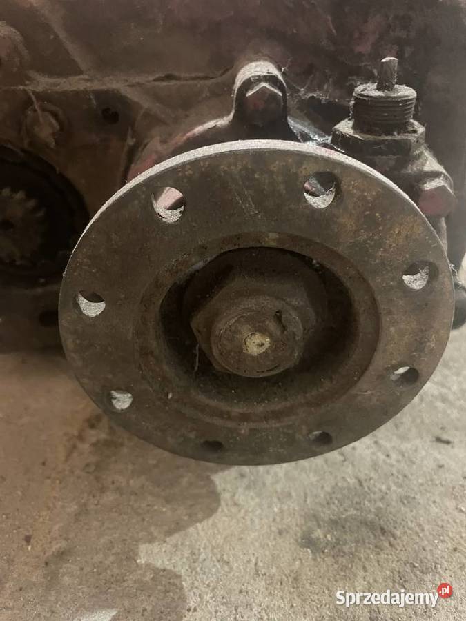 Skrzynia biegów mercedes 814 Lniska