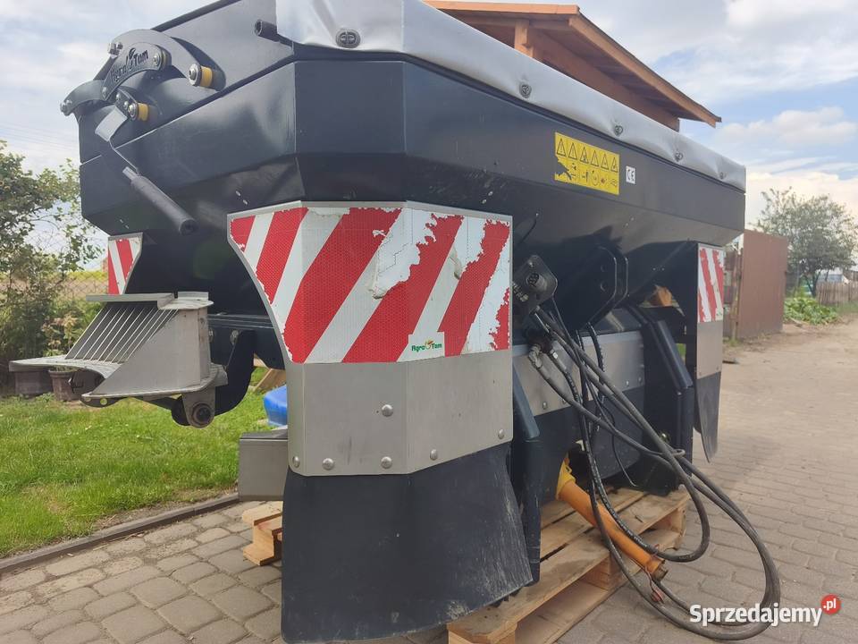 Rozsiewacz AgroTom RNH XL 1200 śląskie Siewierz sprzedam