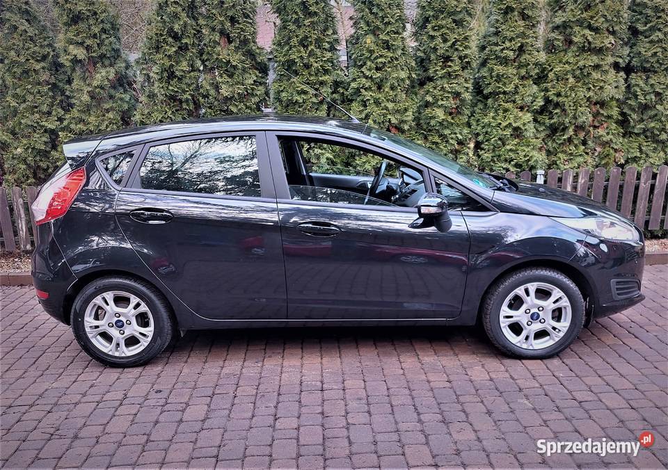 Ford Fiesta mk7 2015r wyposażenie klima Sieradz