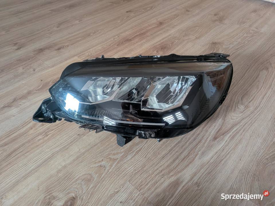 Reflektor lewy lampa Peugeot 208 Full led Lampy przednie Wrocław