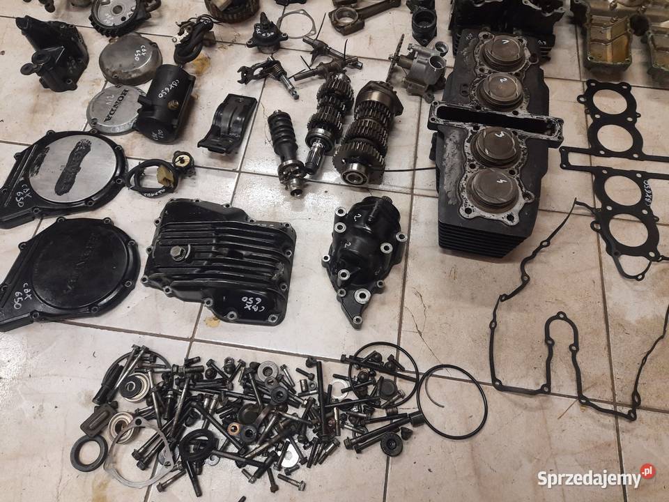 Honda CBX 650 silnik części głowica cylinder Silniki i osprzęt Jelenia Góra