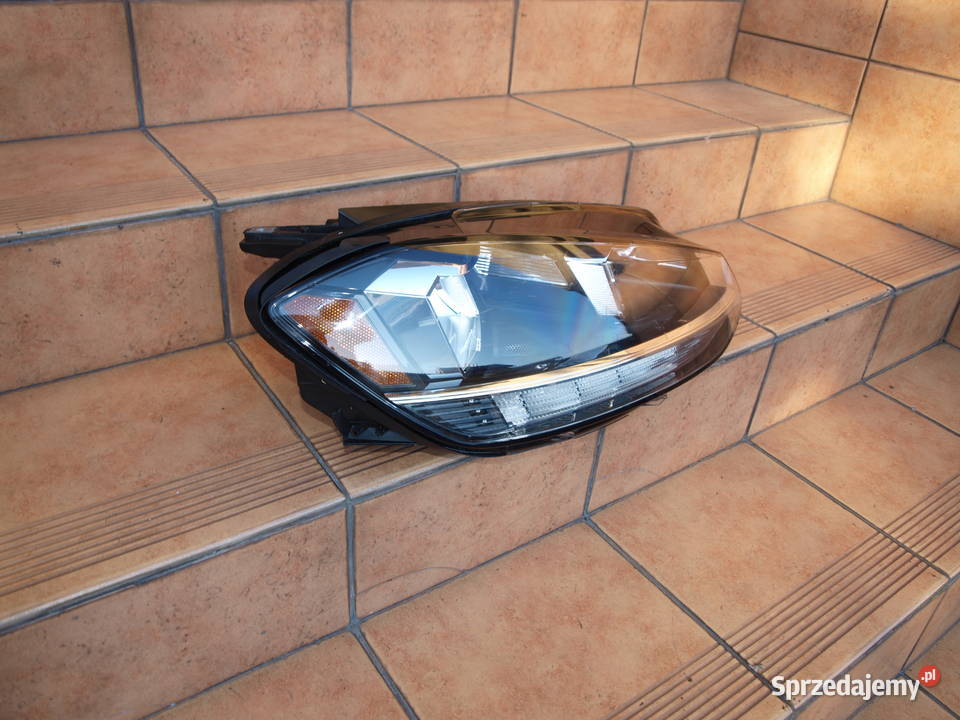 VW Golf 7 VII lampa prawa przód zwykła 2017 osobowe Kalisz