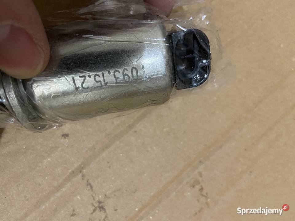 Elektrozawór 84273815 Maxxum Puma JXU Nowy CNH Części zamienne podlaskie