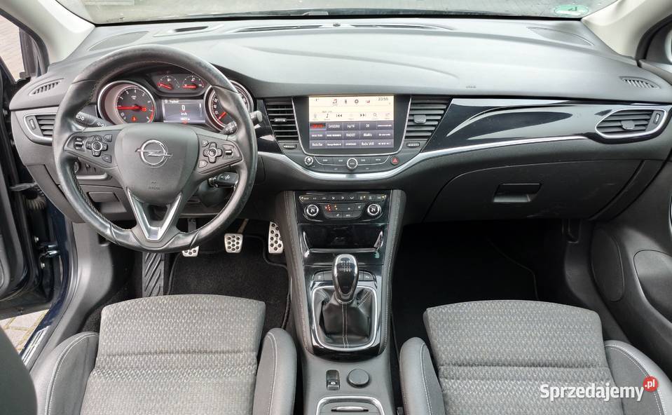 Opel Astra Sports Tourer 14 Turbo benzyna PEŁNE Rok produkcji 2016 Astra śląskie Wola