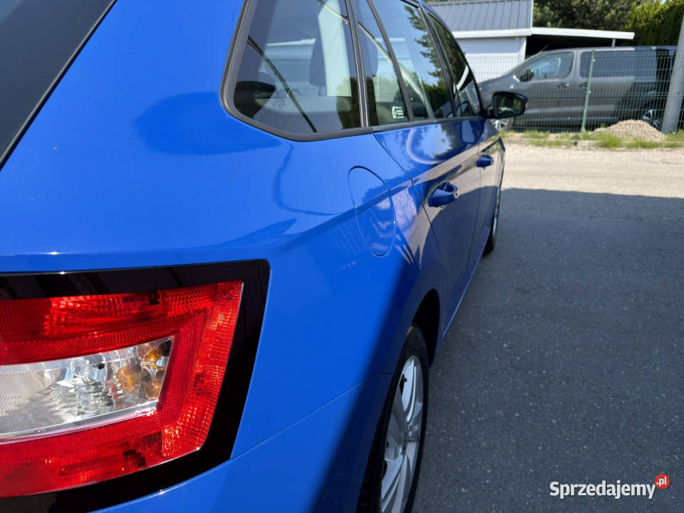 koda Fabia RatyZamiana Gwarancja 10 TSI salon niebieski Gdów