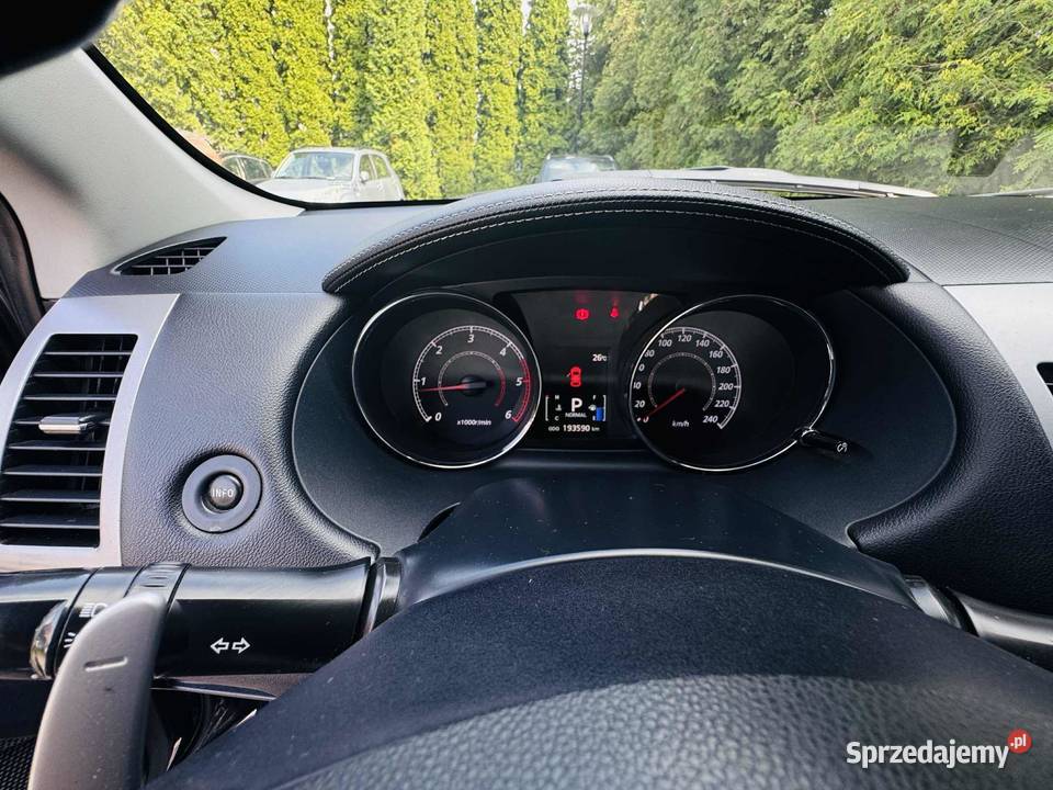 Peugeot 4007 2010 22 HDI 7 miejsc Navi Skóra 2400cm3 Kielce sprzedam