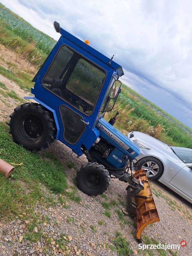 Mini traktor Iseki 4x4 plug rozsiewacz Napęd 4x4 Iseki Wolbrom