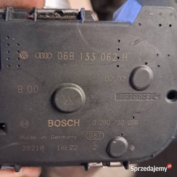Przepustnica powietrza Audi VW 0 280 750 088 Przepływomierze