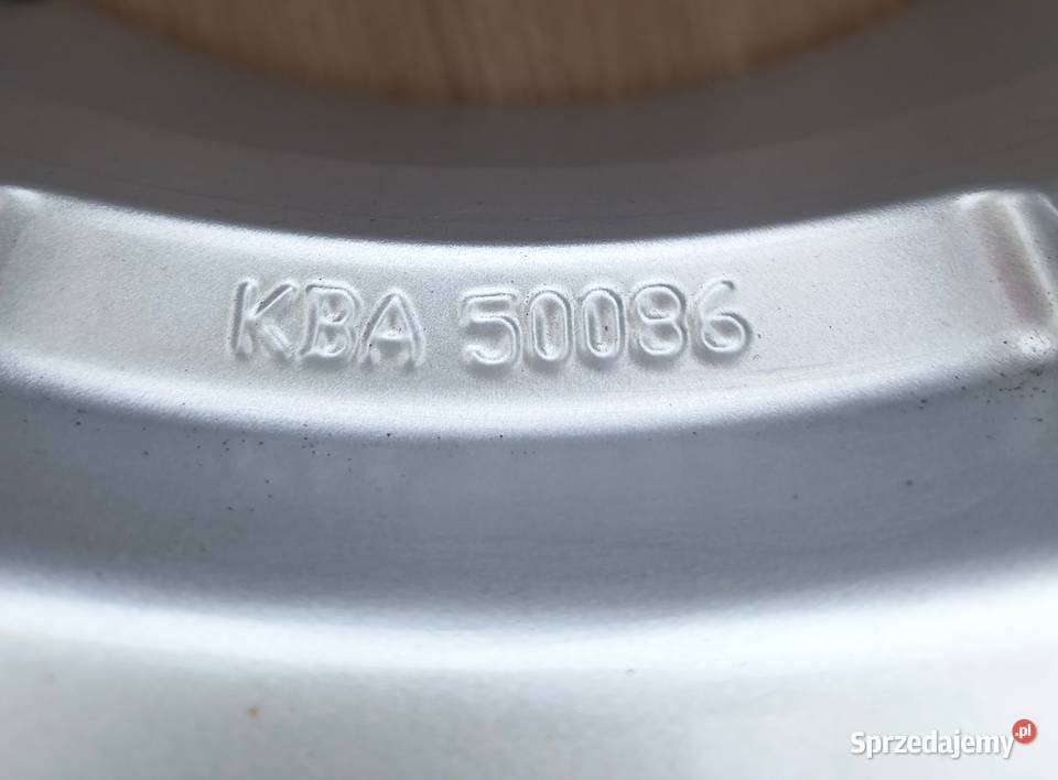 Felgi aluminiowe 4 Średnica 16" Opony i felgi śląskie Chorzów