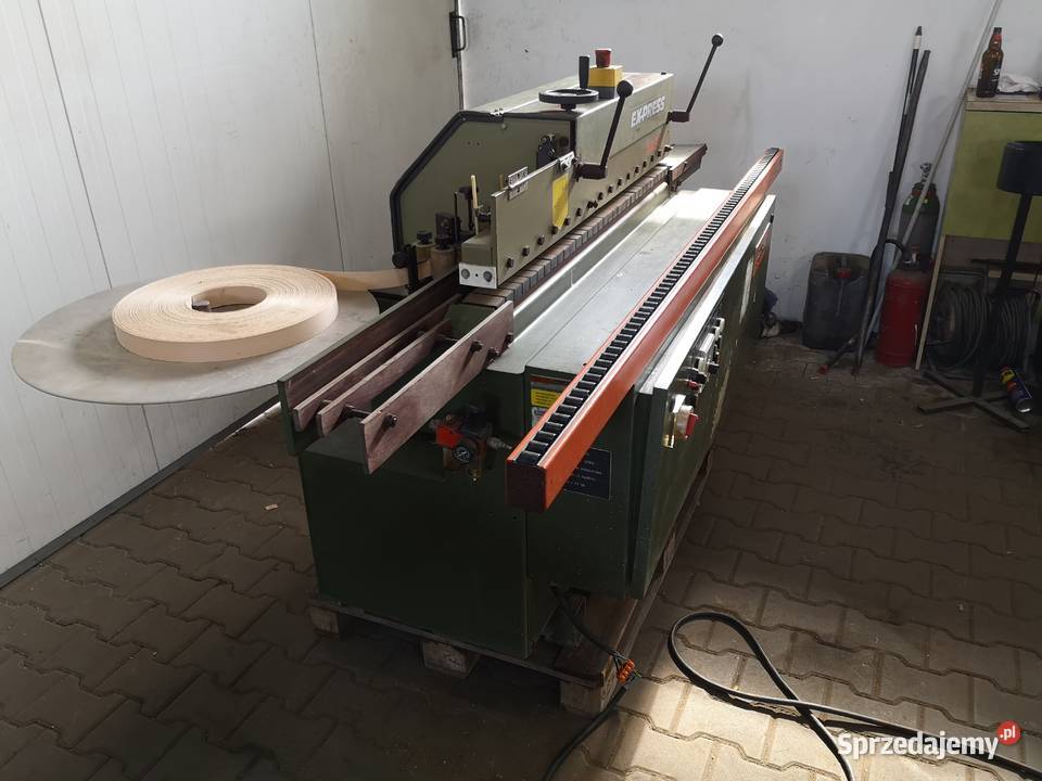 Okleiniarka prostoliniowa HOLZHER 1433 Karsin