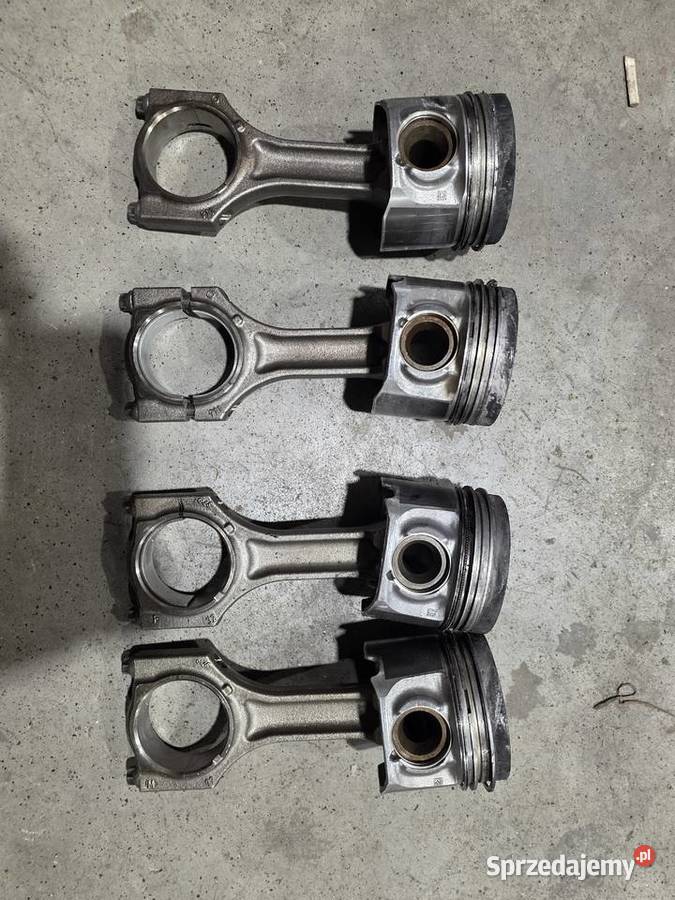 Tłok z Korbowodem Bmw 30 N57D30A N57D30B osobowe Dąbrowa Górnicza