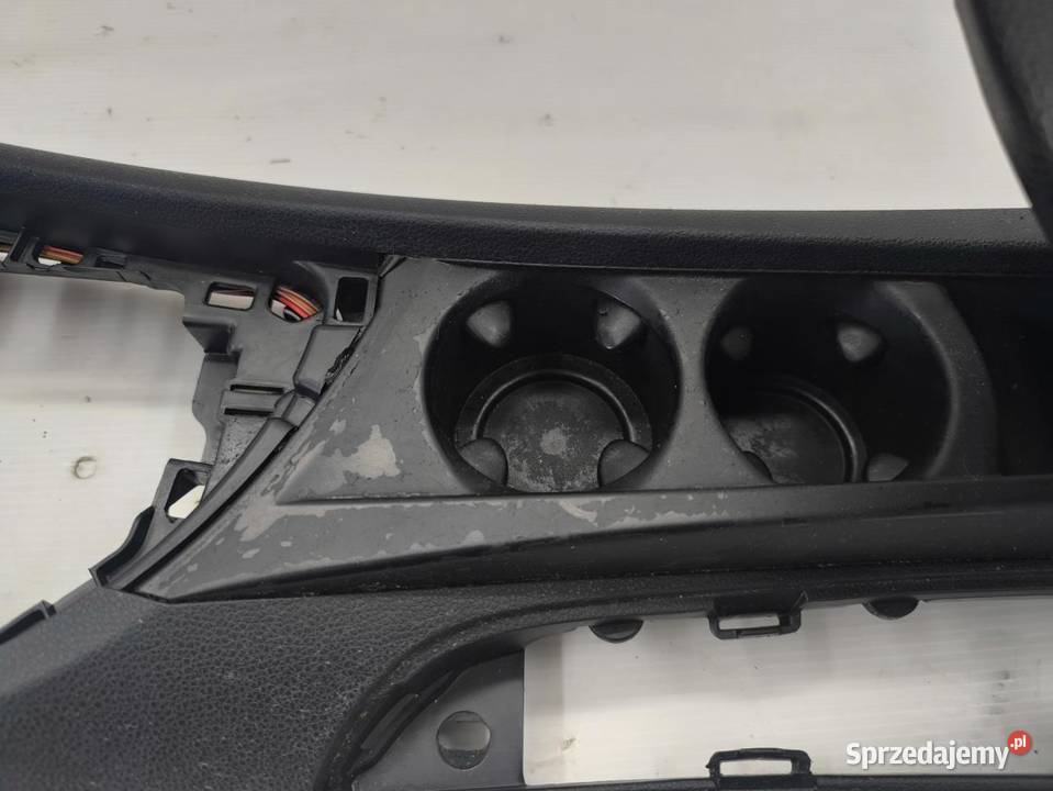 TUNEL SRODKOWY PODŁOKIETNIK BMW 1 E87 E81 LIFT osobowe