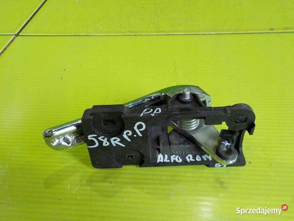 ALFA ROMEO GT klamka drzwi prawa przod 46736147