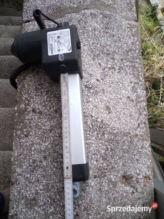 Siłownik do łóżka rehabilitacyjnego pacjenta Woźniki