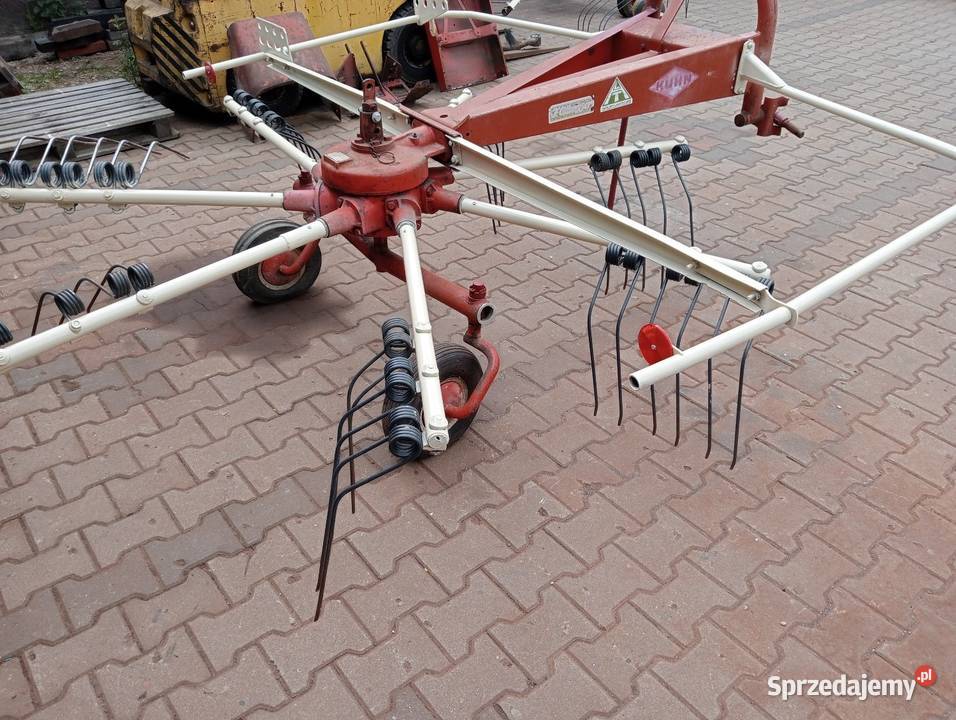 Zgrabiarka do siana kunh Zgrabiarki i przetrząsacze Maszyny rolnicze Probołowice
