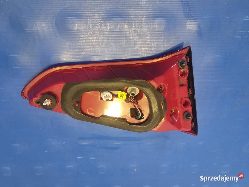 PRAWA LAMPA W KLAPE HYUNDAI TUCSON III 1518 łódzkie Skierniewice sprzedam