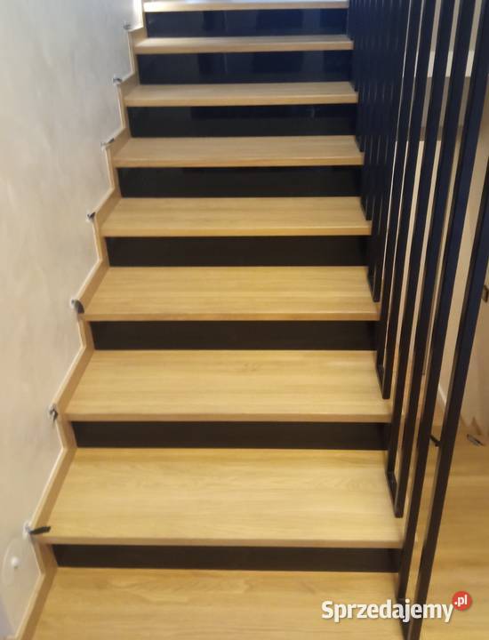 Montaż renowacja schodów drewnianych Schody wewnętrzne mazowieckie Radom