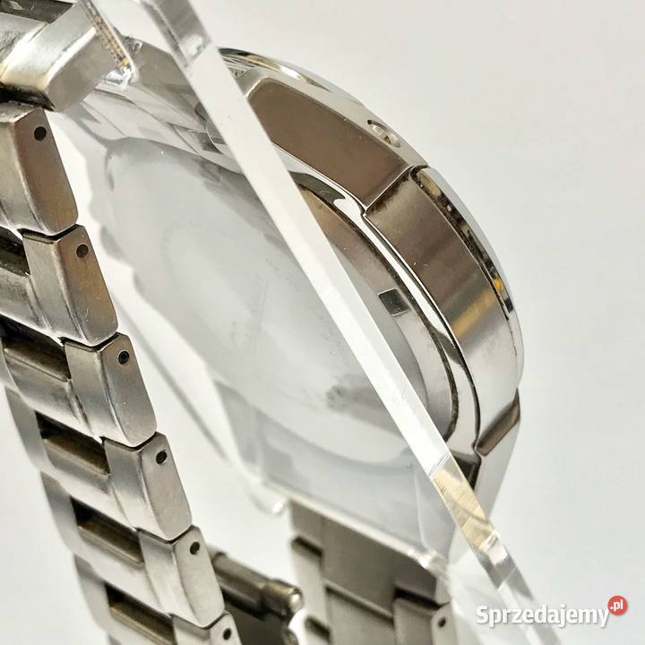 citizen eco drive titanium marinaut