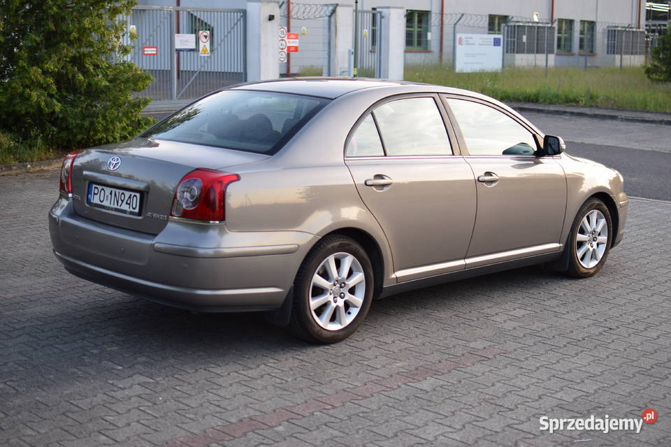 Toyota Avensis Sedan Lift 16 16v salon polska 110KM Ostrów Wielkopolski