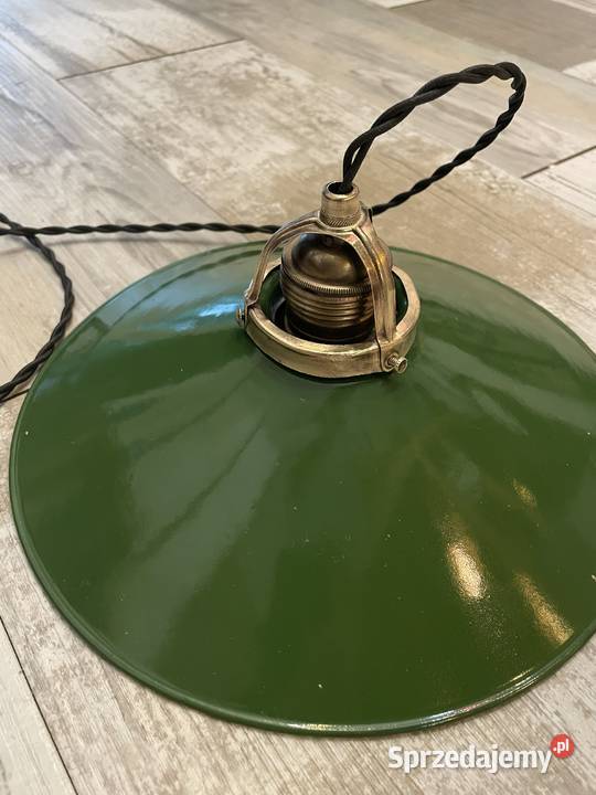 Lampa industrialna metalowa emaliowana wisząca Antyki śląskie Chudów