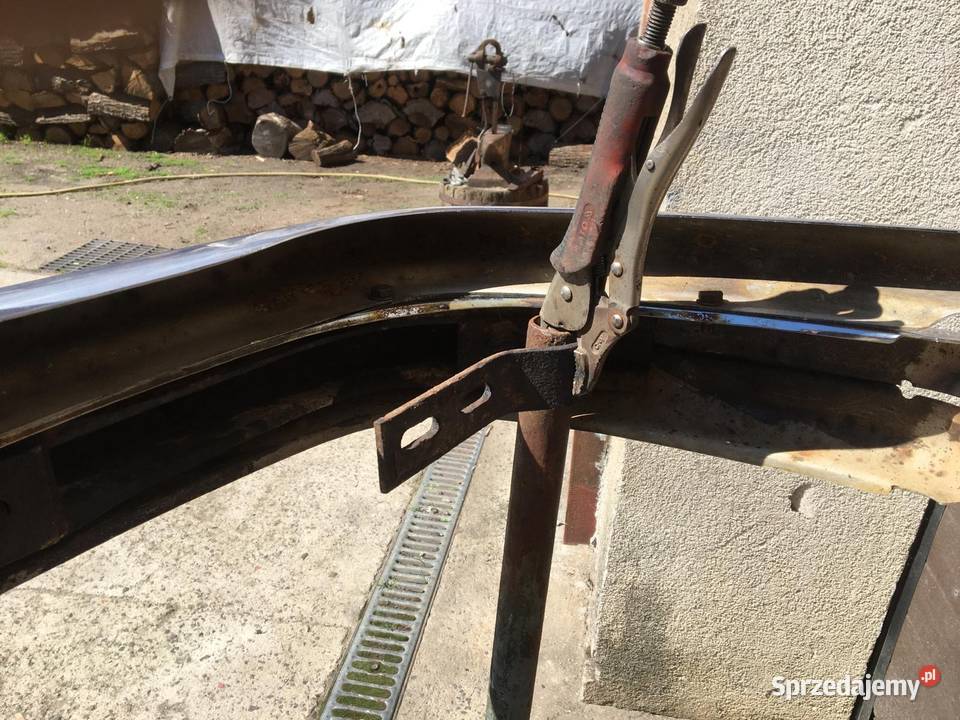 Mercedes W108 zderzak przód Osieczna