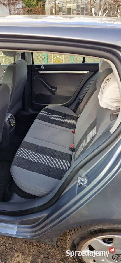 Sprzedam VW GOLF V 80 światła przeciwmgielne Bydgoszcz