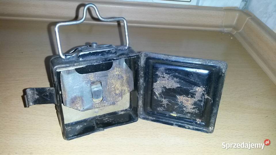 Stara Niemiecka metalowa latarka sygnalizacyjna Poznań
