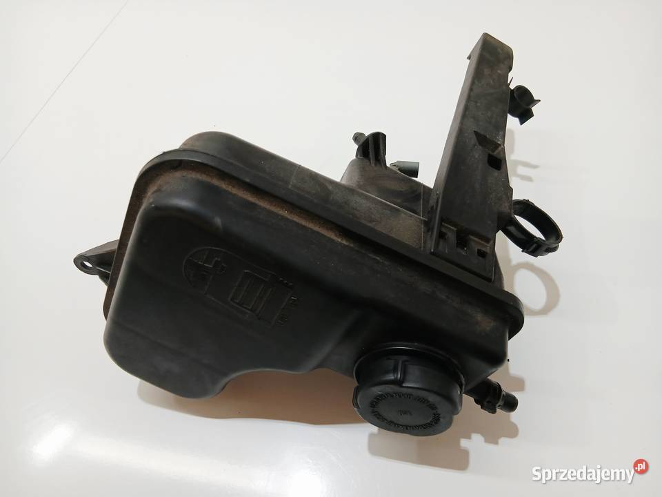 ZBIORNICZEK WYRÓWNAWCZY BMW E60 E61 LCI 306D3 lubelskie Strzyżewice