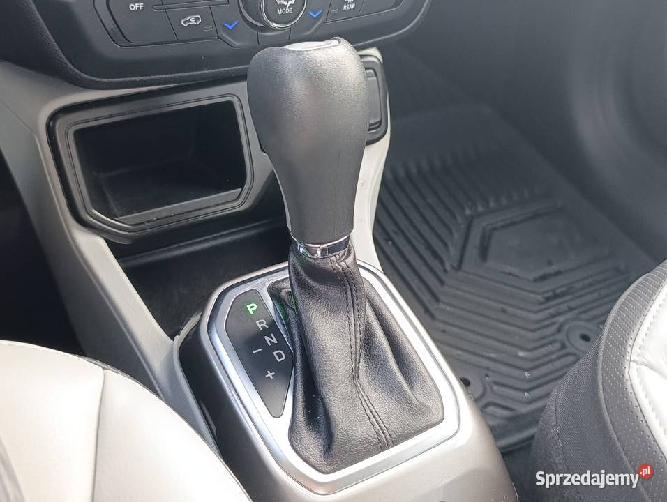 Latitude 24l Tigershark 182 Dokumentacja 182KM Warszawa sprzedam