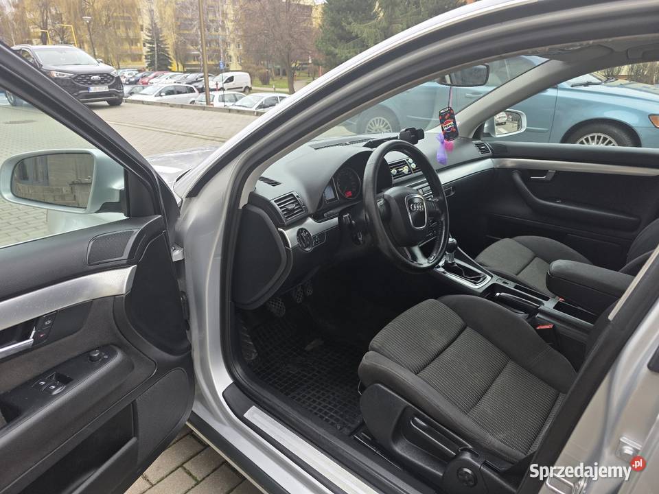 Audi a4 b7 18 Turbo Benzyna 2006r autoalarm sprzedam