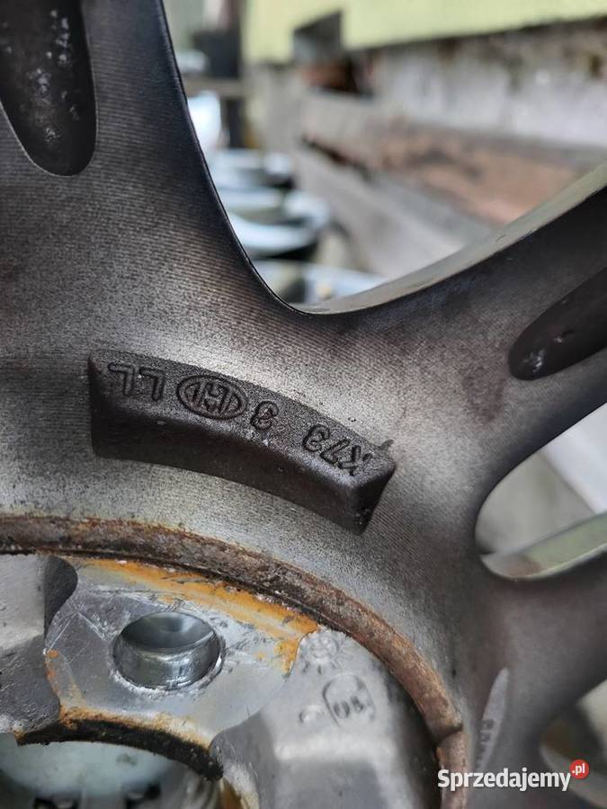 Felgi oryginalne do Mazda 2 Toruń sprzedam