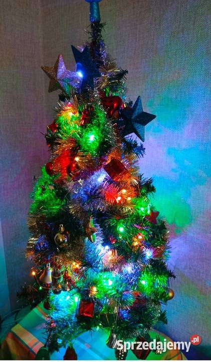 Sztuczna choinka z lampkami i bombkami Boże Narodzenie Łódź