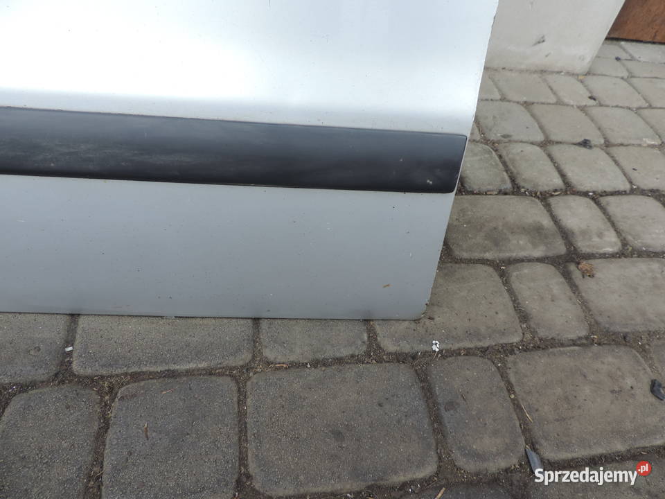 VOLVO V40 I DRZWI LEWY PRZÓD osobowe Nowy Sącz sprzedam