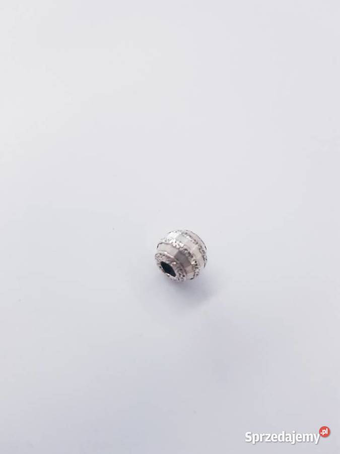 Srebrna kuleczka zawieszka do łańcuszka Wisiorki Dąbrowa Górnicza