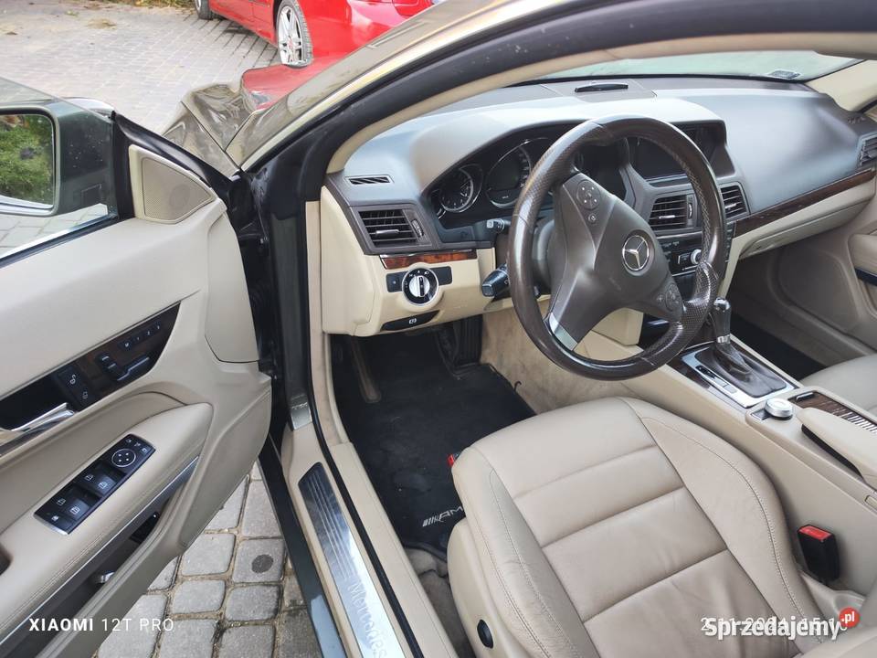 piękny Mercedes klasa E światła do jazdy dziennej Klasa E Przodkowo