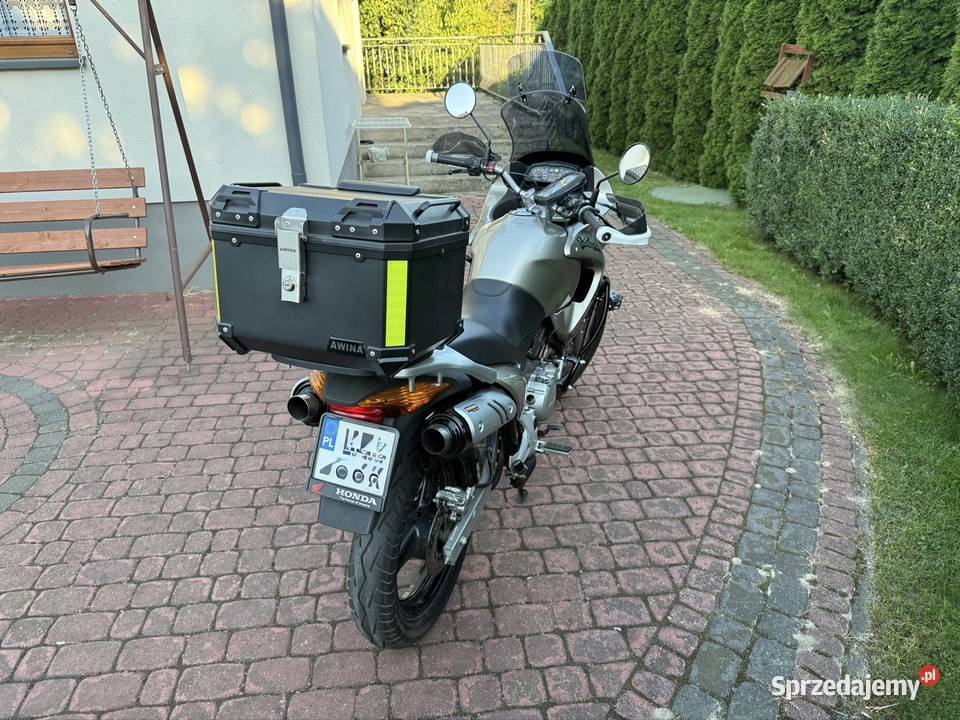Honda Varadero 125 Rok produkcji 2006 mazowieckie Płock sprzedam