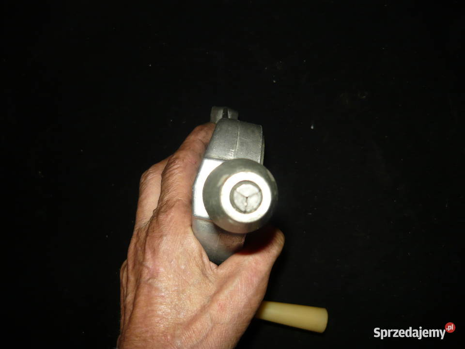 Stara zabytkowa ręczna wiertarka radziecka Akuwa Nowy Sącz