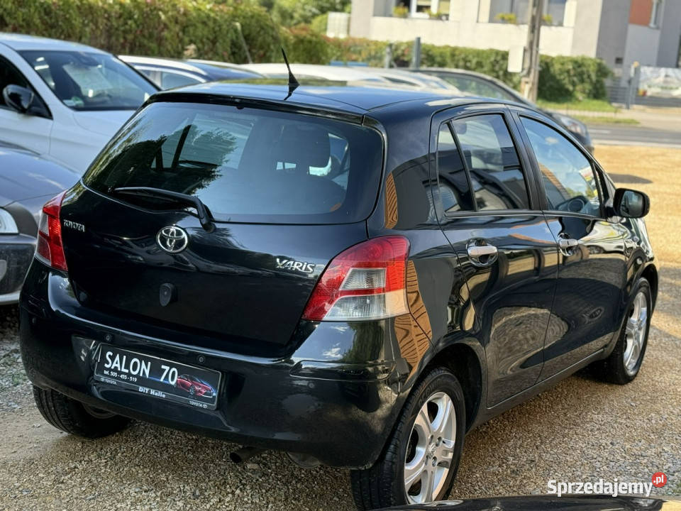 Toyota Yaris 13 1wł 6bieg Klimatronic Bezwyp czujnik deszczu Częstochowa